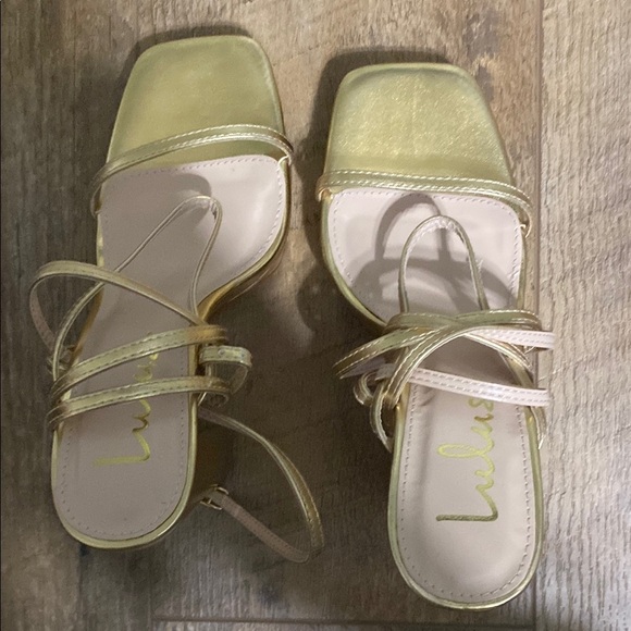 Lulu's Gold Strappy Women's Sandals Women’s Size 6.5 - Picture 3 of 5